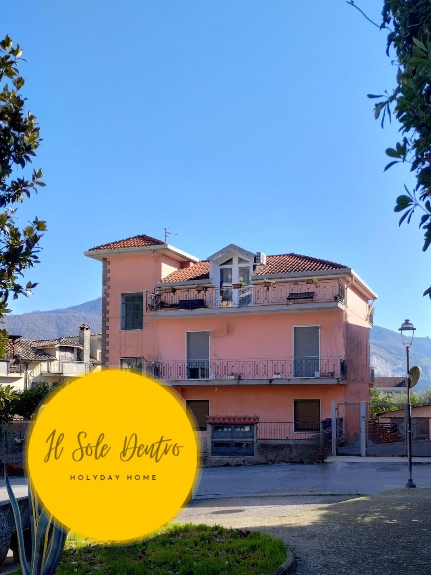 Il Sole Dentro Apartment *
